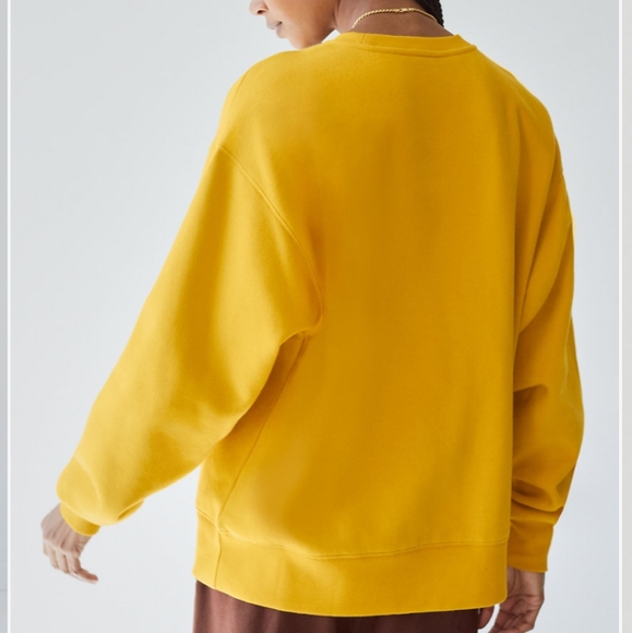 NWOT aritzia TNA cozy fleeze boyfriend crewneck sweatshirt purple 2 - Picture 3 of 11